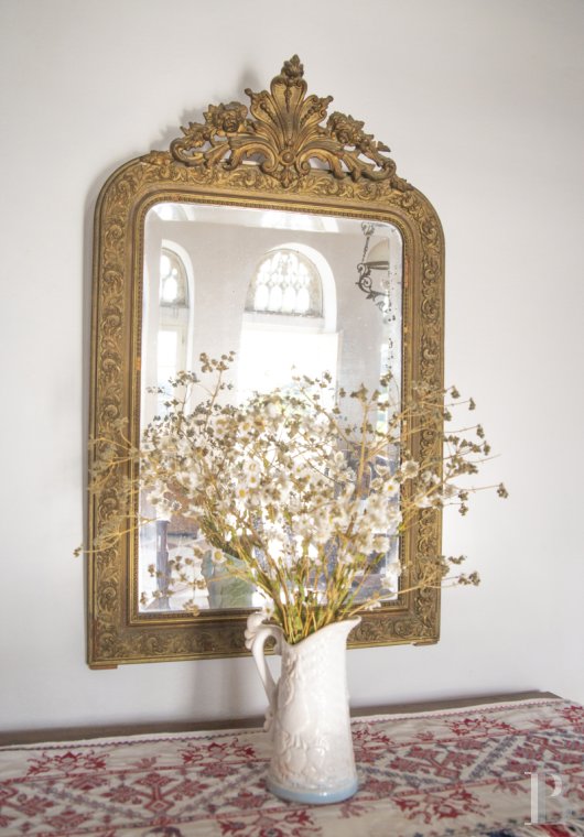 À Tinos, dans les Cyclades, une maison du 17e siècle tout de blanc vêtue - photo  n°14